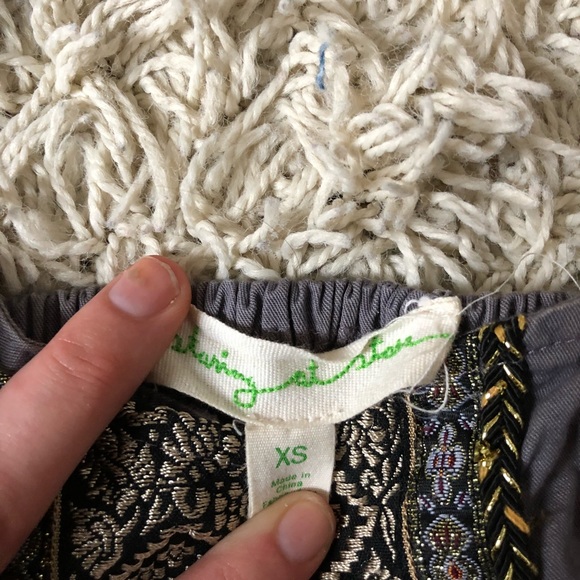 Staring at Stars Embroidered Top - Picture 2 of 3